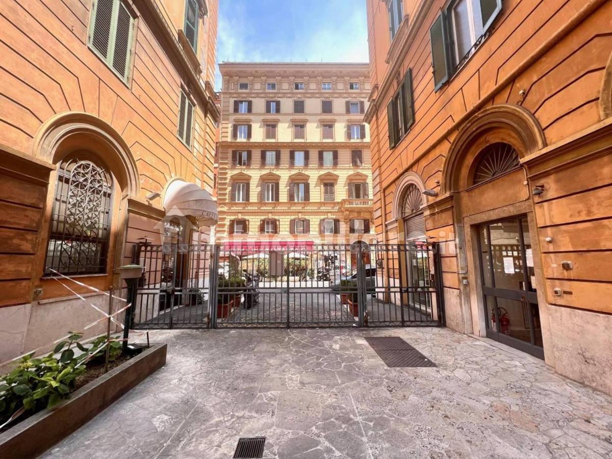 Ricettiva Risorgimento San Pietro E Musei Vaticani Rome Exterior photo